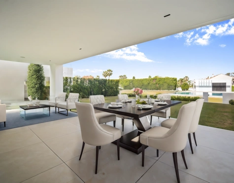 Semi Detached Villa for sale in Marbella Golden Mile