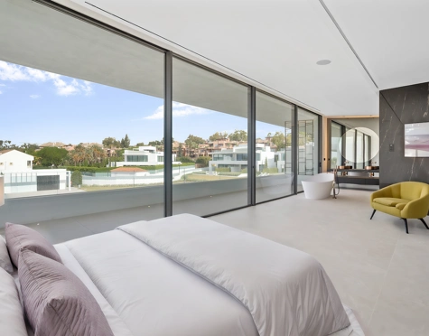 Semi Detached Villa for sale in Marbella Golden Mile