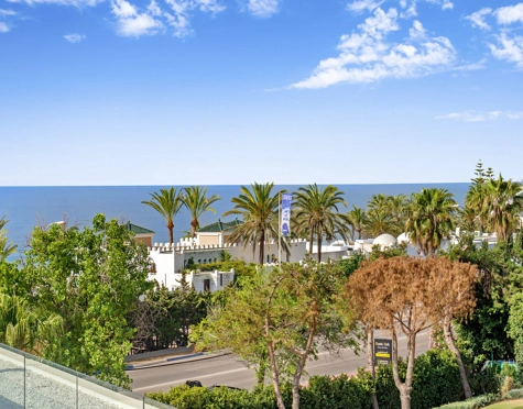 Semi Detached Villa for sale in Marbella Golden Mile