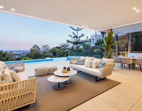 Villa for sale in La Quinta, Benahavis