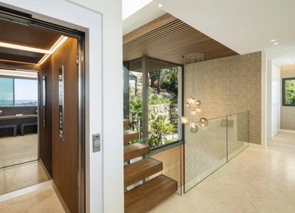 VILLA MODERNA CON IMPRESIONANTES AMENIDADES EN VENTA EN LA QUINTA