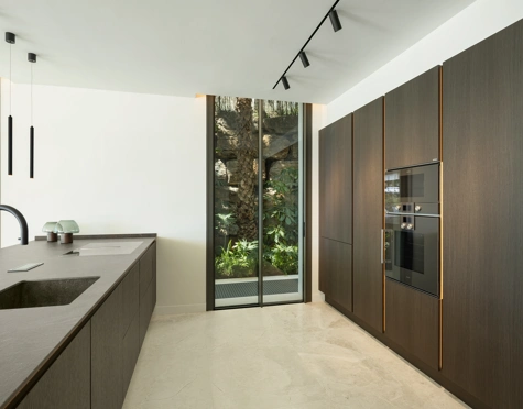 Villa for sale in La Quinta, Benahavis