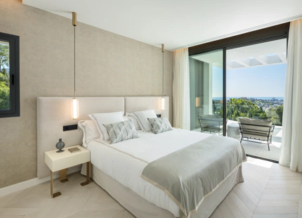 VILLA MODERNA CON IMPRESIONANTES AMENIDADES EN VENTA EN LA QUINTA
