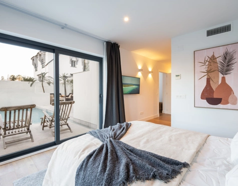 Villa for sale in Nueva Andalucia, Marbella