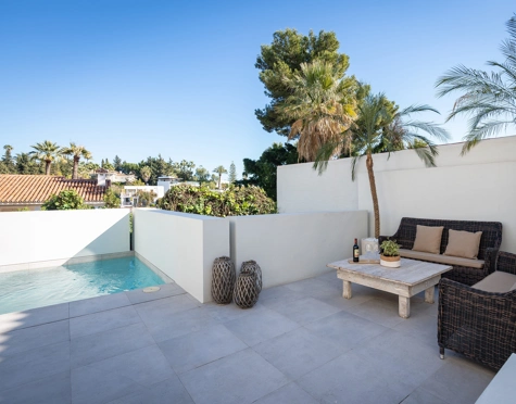 Villa for sale in Nueva Andalucia, Marbella