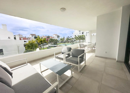 APARTAMENTO TRANQUILO DE DOS DORMITORIOS EN VENTA EN ESTEPONA