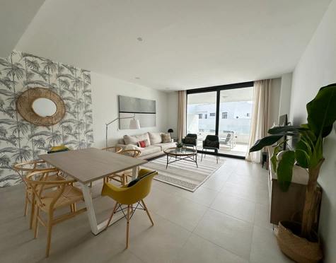 Apartamento en venta en El Campanario, Estepona East