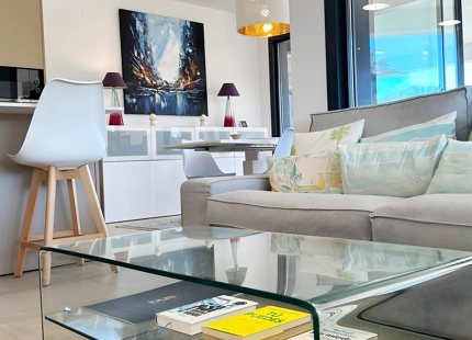 APARTAMENTO DE DISEÑO EN VENTA EN CAMPANARIO HILLS ESTEPONA