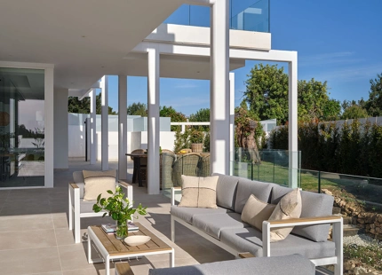 BRAND NEW MODERN VILLA READY TO MOVE IN FOR SALE IN MARBELLA