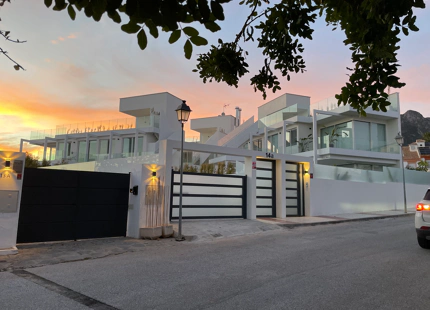 BRAND NEW MODERN VILLA READY TO MOVE IN FOR SALE IN MARBELLA