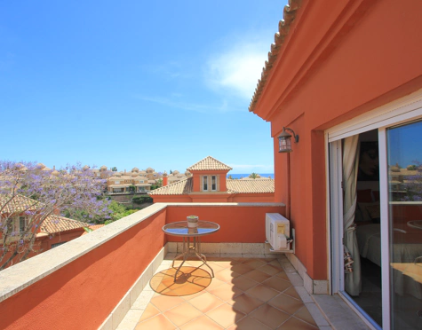 Villa for sale in Santa Clara, Marbella Este