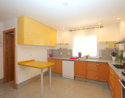 Villa for sale in Santa Clara, Marbella Este