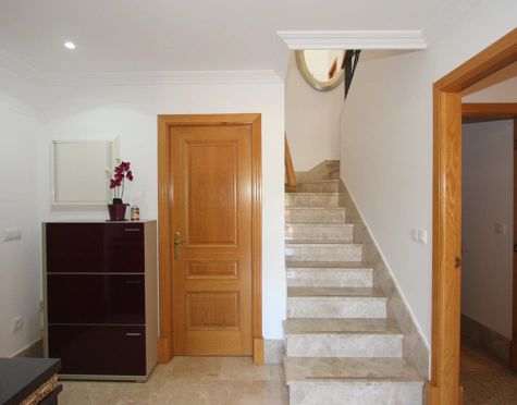 Villa for sale in Santa Clara, Marbella Este