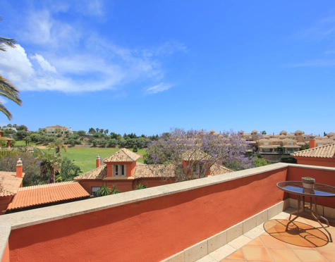 Villa for sale in Santa Clara, Marbella Este