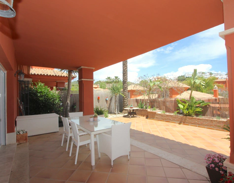 Villa for sale in Santa Clara, Marbella Este