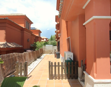 Villa for sale in Santa Clara, Marbella Este