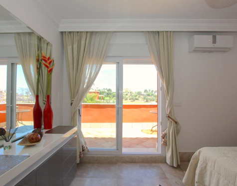 Villa for sale in Santa Clara, Marbella Este