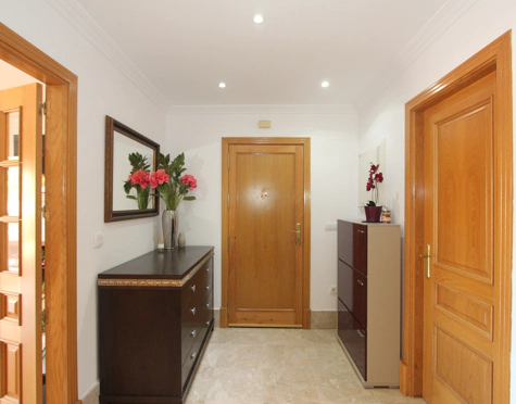 Villa for sale in Santa Clara, Marbella Este