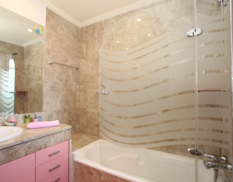 Villa for sale in Santa Clara, Marbella Este