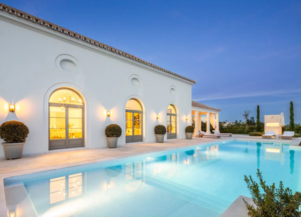 EXQUISITA FINCA CLÁSICA EN LA CERQUILLA, MARBELLA