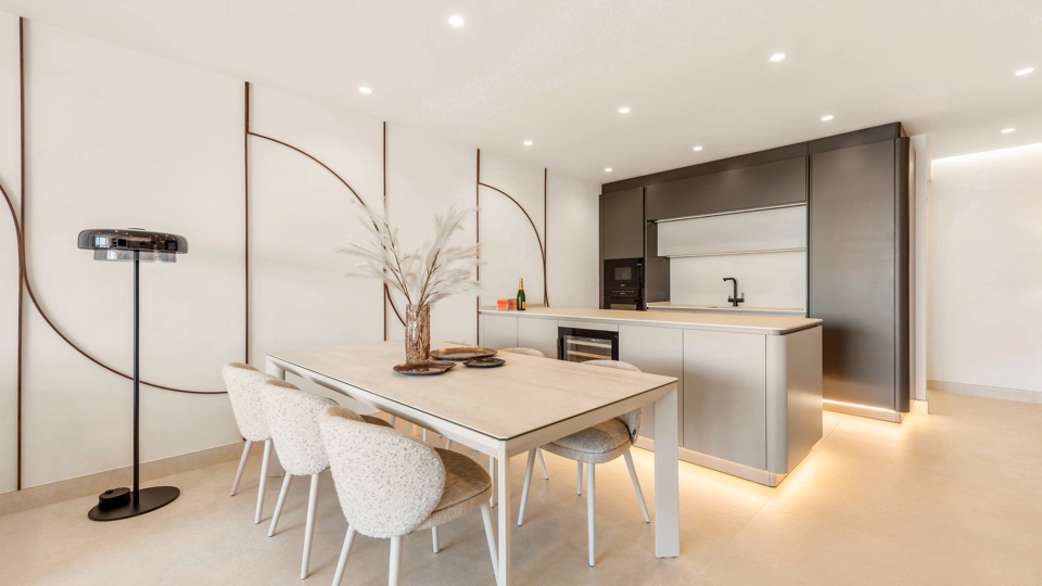Apartamento en venta en Cabo Bermejo, Estepona Este
