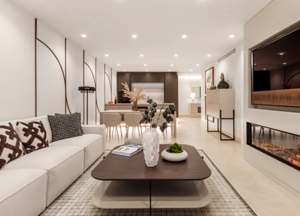APARTAMENTO RENOVADO EN PRIMERA LÍNEA DE PLAYA EN VENTA EN ESTEPONA