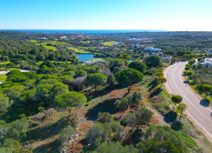 PARCELA EN PRIMERA LÍNEA DE GOLF EN VENTA EN SOTOGRANDE