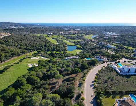 PARCELA EN PRIMERA LÍNEA DE GOLF EN VENTA EN SOTOGRANDE