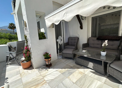 ENCANTADOR APARTAMENTO EN VENTA EN ALCAZABA BEACH