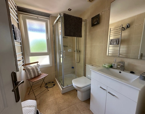 Apartment for sale in Alcazaba Beach, Estepona East