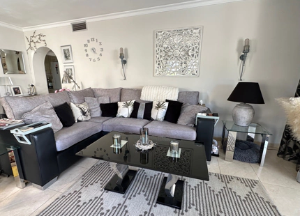ENCANTADOR APARTAMENTO EN VENTA EN ALCAZABA BEACH