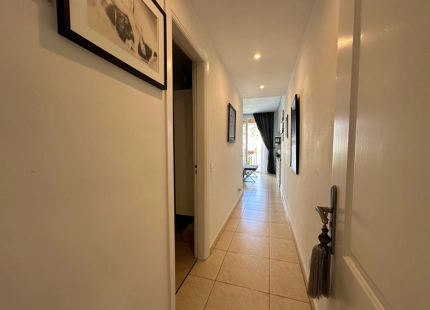 ENCANTADOR APARTAMENTO EN VENTA EN ALCAZABA BEACH