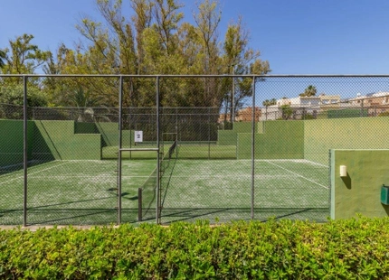 ENCANTADOR APARTAMENTO EN VENTA EN ALCAZABA BEACH