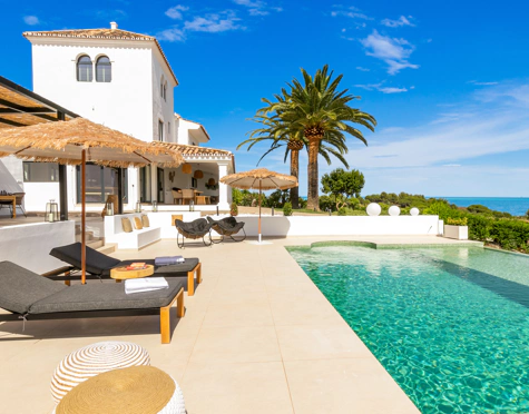 Villa en venta en Los Reales - Sierra Estepona, Altos de Estepona