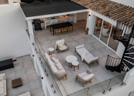 ADOSADA CON ENCANTO EN VENTA EN ALOHA