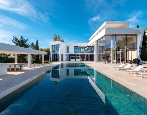 MAGNIFICA VILLA EN PRIMERA LINEA DE GOLF