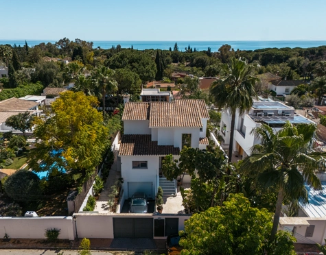 Villa for sale in Nagüeles, Marbella Golden Mile