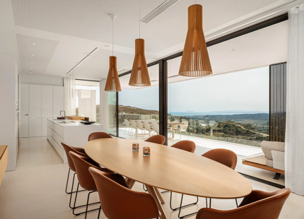EXQUISITA VILLA DE LUJO CON VISTAS PANORAMICAS EN VENTA EN BENAHAVIS