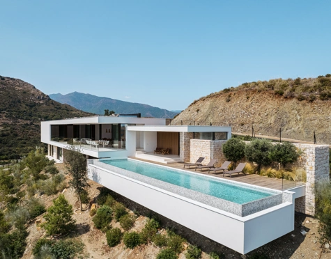 EXQUISITA VILLA DE LUJO CON VISTAS PANORAMICAS EN VENTA EN BENAHAVIS