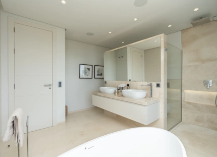 SPLENDID CONTEMPORARY VILLA FOR SALE IN NUEVA ANDALUCIA, MARBELLA