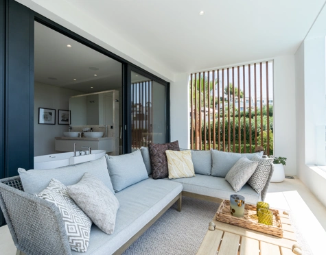 Villa en venta en Los Olivos, Nueva Andalucia