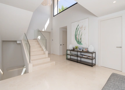 SPLENDID CONTEMPORARY VILLA FOR SALE IN NUEVA ANDALUCIA, MARBELLA