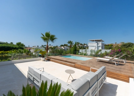 SPLENDID CONTEMPORARY VILLA FOR SALE IN NUEVA ANDALUCIA, MARBELLA