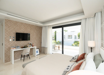 SPLENDID CONTEMPORARY VILLA FOR SALE IN NUEVA ANDALUCIA, MARBELLA