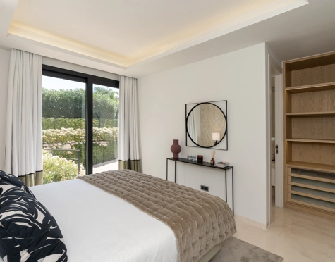 Villa en venta en Los Olivos, Nueva Andalucia