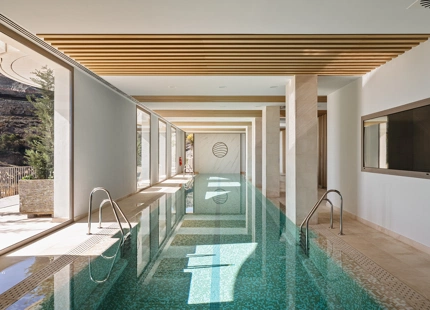 NUEVO APARTAMENTO MODERNO EN PLANTA BAJA CON VISTAS PANORAMICAS EN VENTA EN BENAHAVIS