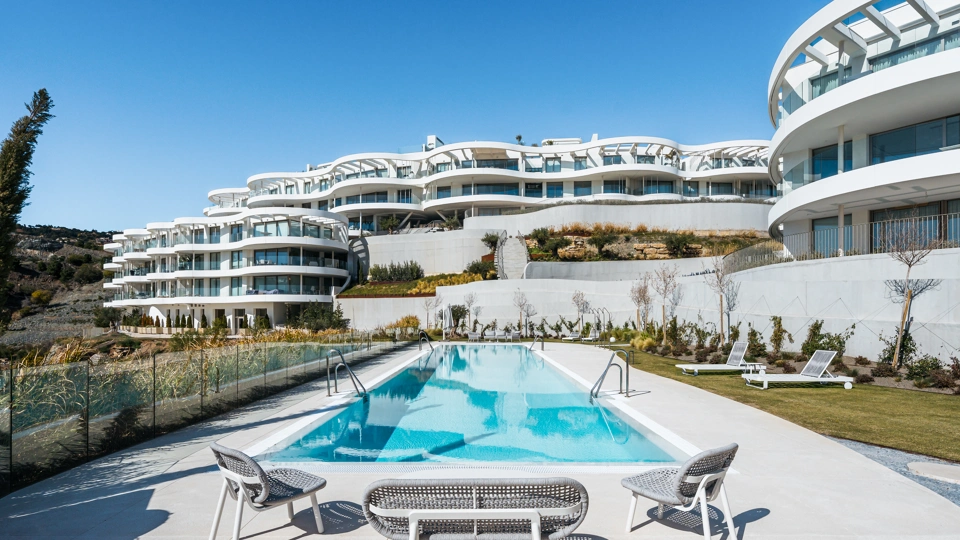 Apartamento en venta en Benahavis