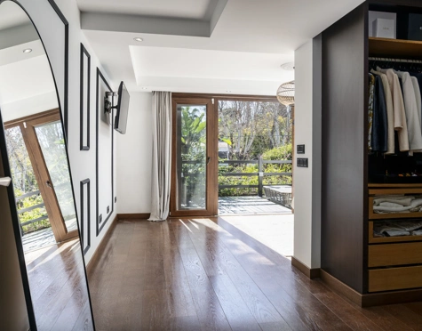 Villa for sale in Nueva Andalucia, Marbella