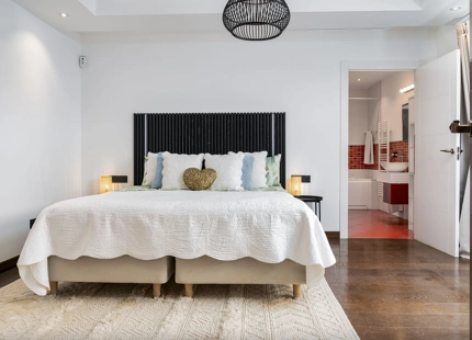 VILLA FAMILIAR CERCA DE PUERTO BANÚS EN VENTA EN NUEVA ANDALUCÍA