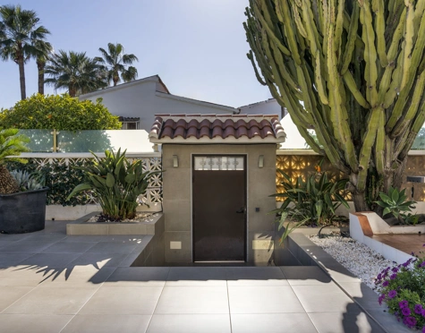 Villa for sale in Nueva Andalucia, Marbella
